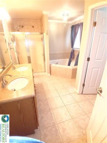 1560 Deer Path Road, Easton, PA 18040