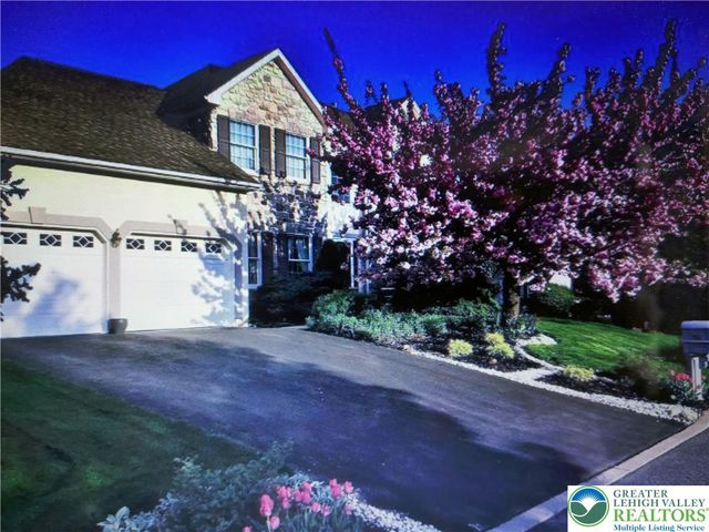 1560 Deer Path Road, Easton, PA 18040
