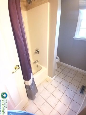 1560 Deer Path Road, Easton, PA 18040