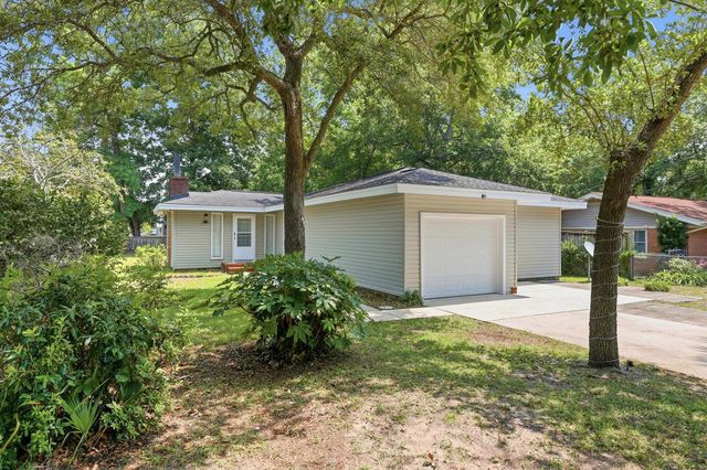 524 Maple Dr., Surfside Beach, SC 29575