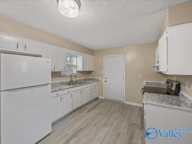 3504 Penny Street SW, Huntsville, AL 35805