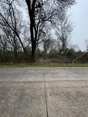 000 Avenue G, Dickinson, TX 77539