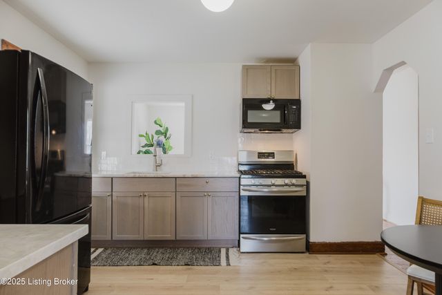 1517 Arling Ave, Louisville, KY 40215