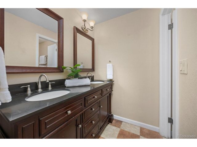 789 Mercury Cir, Lone Tree, CO 80124