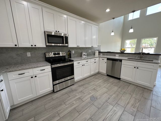 1187 bob white, Spring Branch, TX 78070