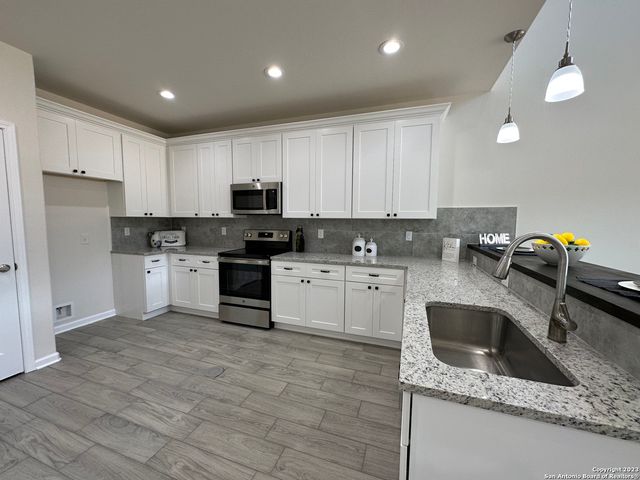1187 bob white, Spring Branch, TX 78070