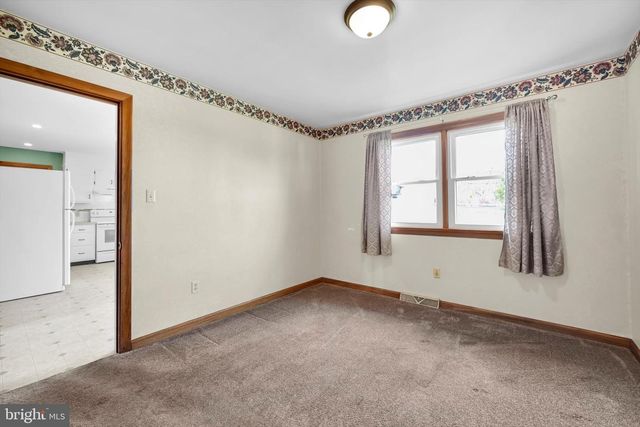 97 HILLSIDE DR, Ephrata, PA 17522