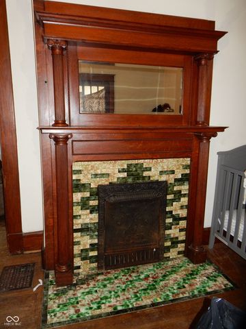 1205 S 8th Street, Terre Haute, IN 47802