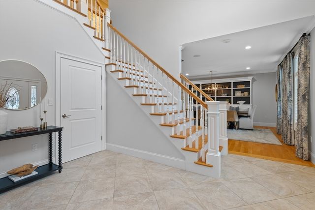 159 Main Street, Lynnfield, MA 01940