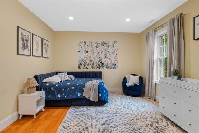 159 Main Street, Lynnfield, MA 01940