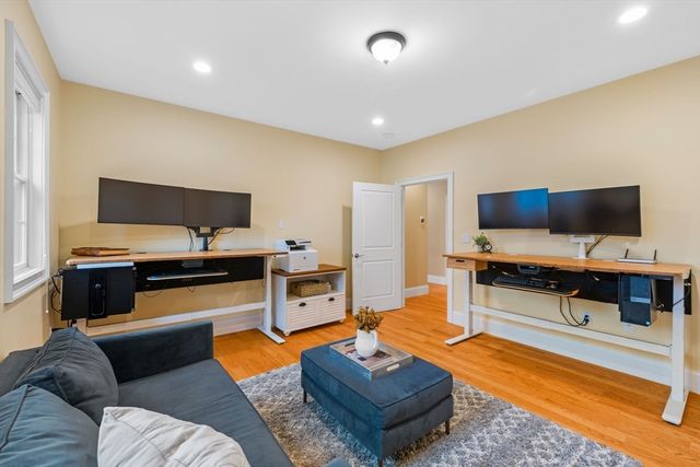 159 Main Street, Lynnfield, MA 01940