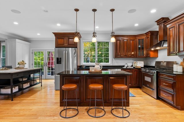 159 Main Street, Lynnfield, MA 01940