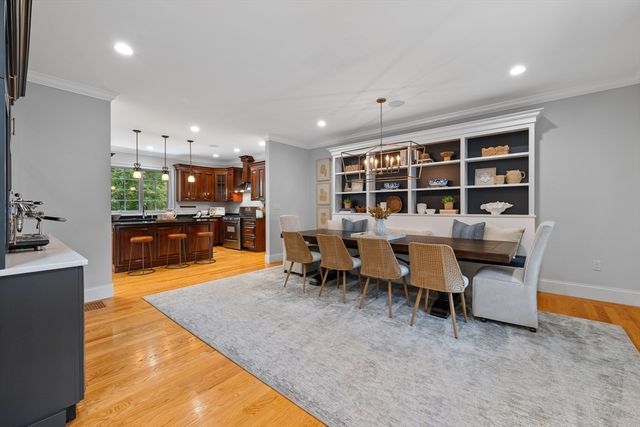 159 Main Street, Lynnfield, MA 01940