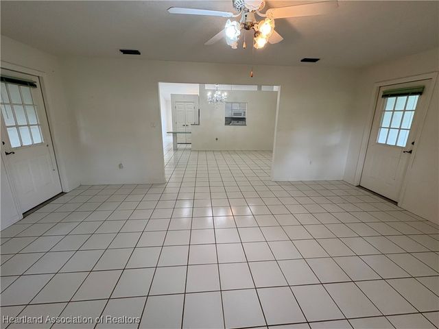 120 Honeycomb Avenue, Lake Placid, FL 33852