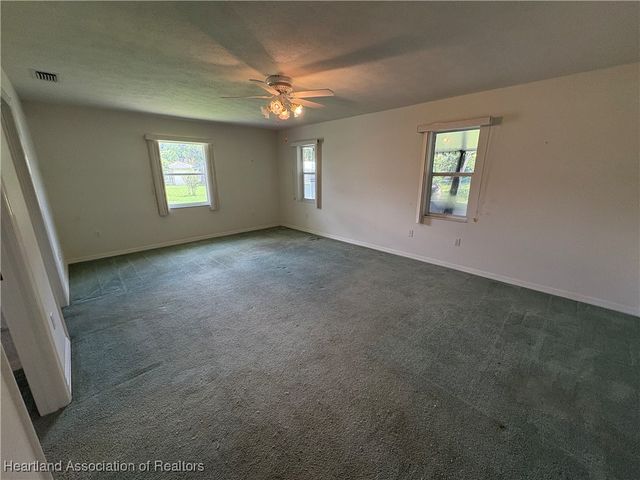 120 Honeycomb Avenue, Lake Placid, FL 33852