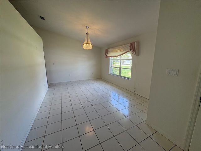 120 Honeycomb Avenue, Lake Placid, FL 33852
