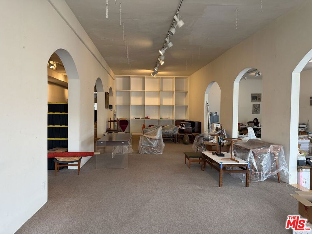 7974 Melrose Avenue 7978, Los Angeles, CA 90046 — photo 4