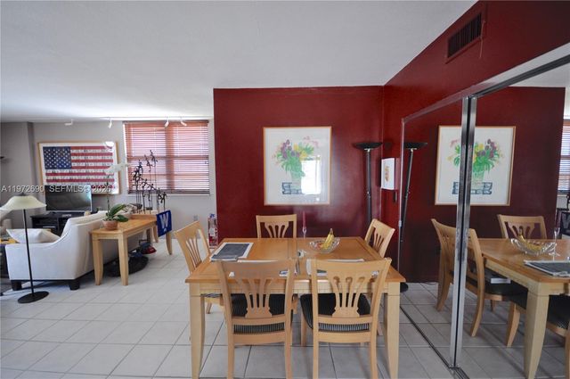 2829 Indian Creek Dr PH-3, Miami Beach, FL 33140