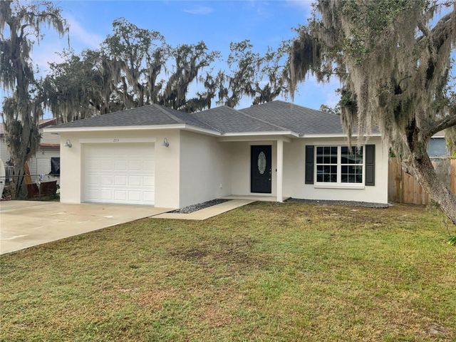 203 CLAYTON ROAD, Auburndale, FL 33823