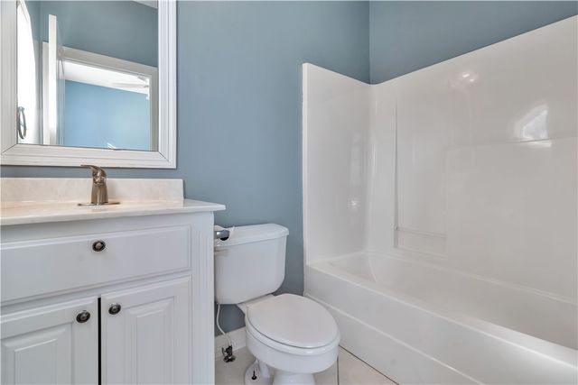 3750 W River Bend Drive, Fayetteville, AR 72704