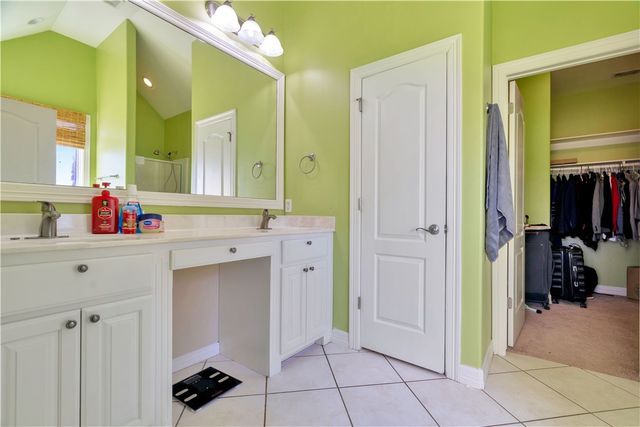 3750 W River Bend Drive, Fayetteville, AR 72704