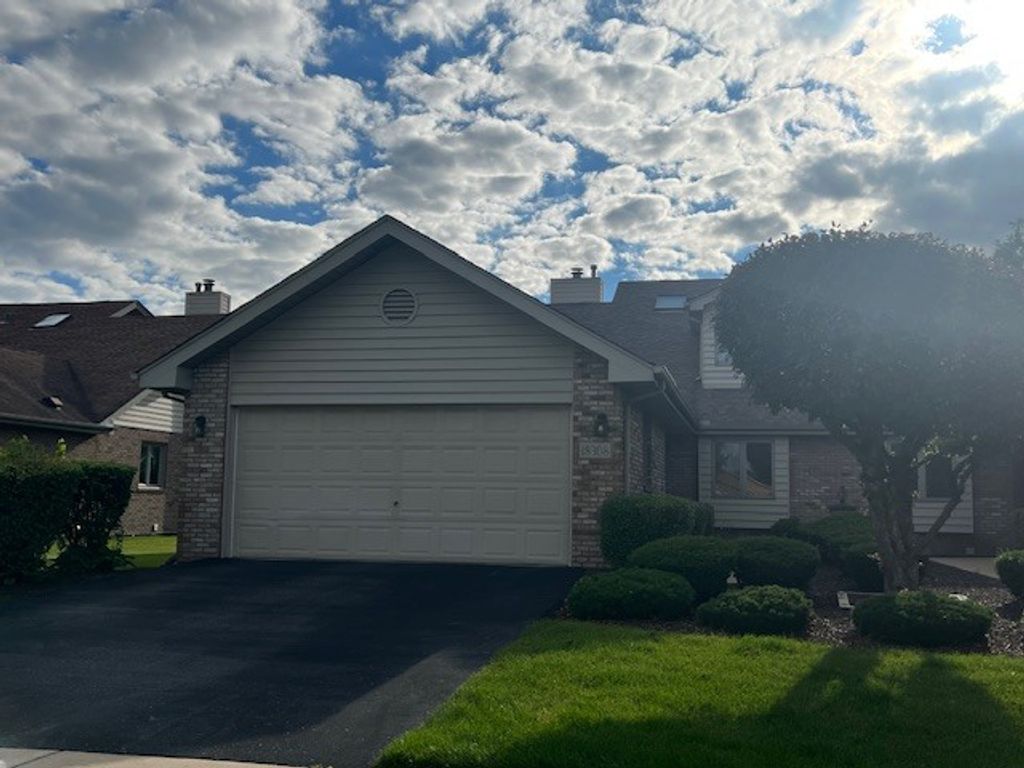 18308 65th Avenue, Tinley Park, IL 60477