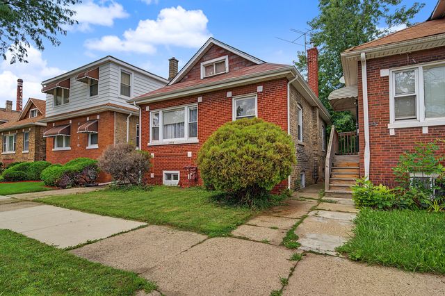 4226 W Haddon Avenue, Chicago, IL 60651