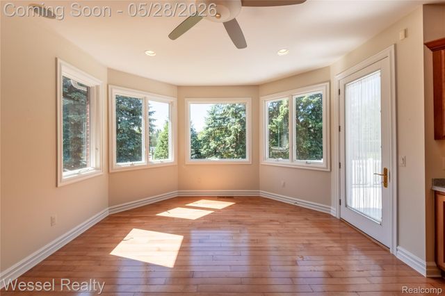 5922 Lakeview Drive, Washington Township, MI 48094