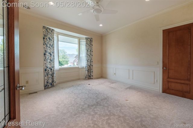 5922 Lakeview Drive, Washington Township, MI 48094