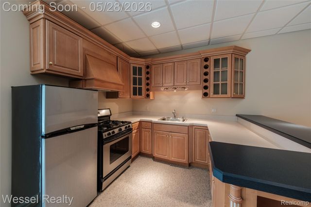 5922 Lakeview Drive, Washington Township, MI 48094