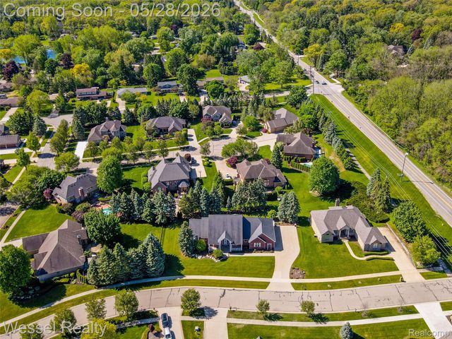5922 Lakeview Drive, Washington Township, MI 48094