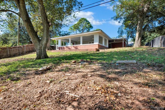 2043 Shadywood Lane, Shreveport, LA 71105