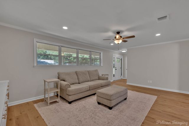 2043 Shadywood Lane, Shreveport, LA 71105