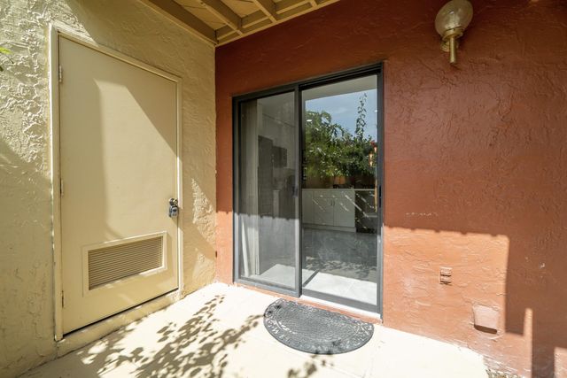 13017 Northshire Trail 5, Wellington, FL 33414