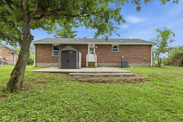 115 Walnut Crest Dr, Gallatin, TN 37066