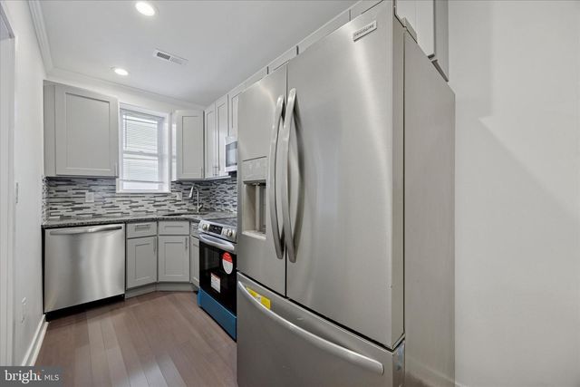 1406 S 28TH ST, Philadelphia, PA 19146