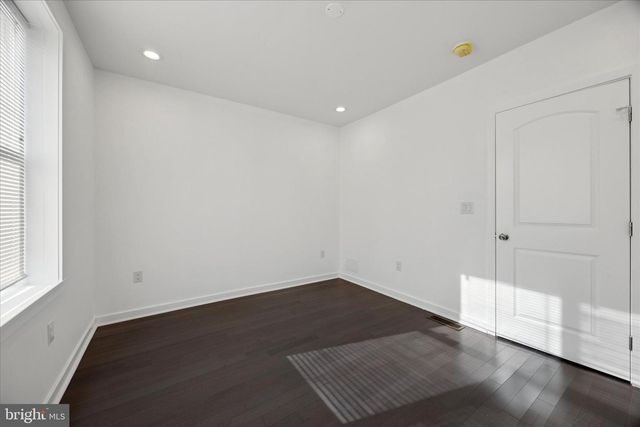 1406 S 28TH ST, Philadelphia, PA 19146