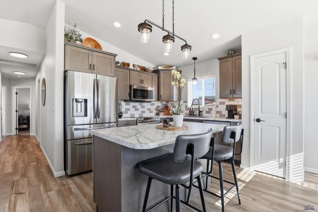 7414 HEALING WAY, Rapid City, SD 57702