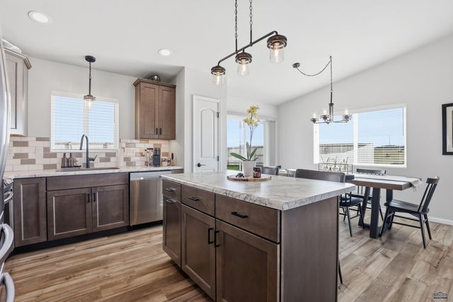 7414 HEALING WAY, Rapid City, SD 57702