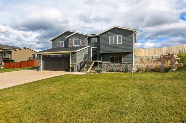 7414 HEALING WAY, Rapid City, SD 57702