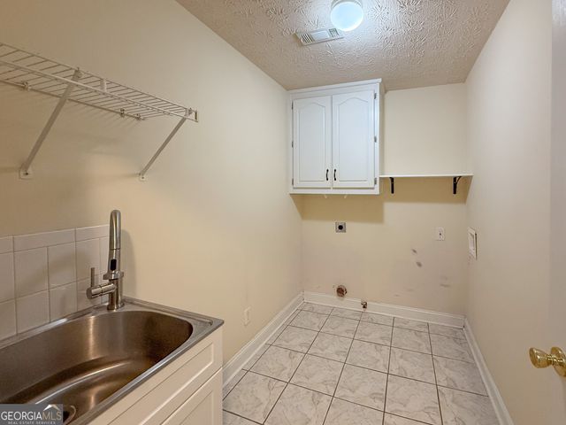 6015 Cedar Lake Trail, Loganville, GA 30052
