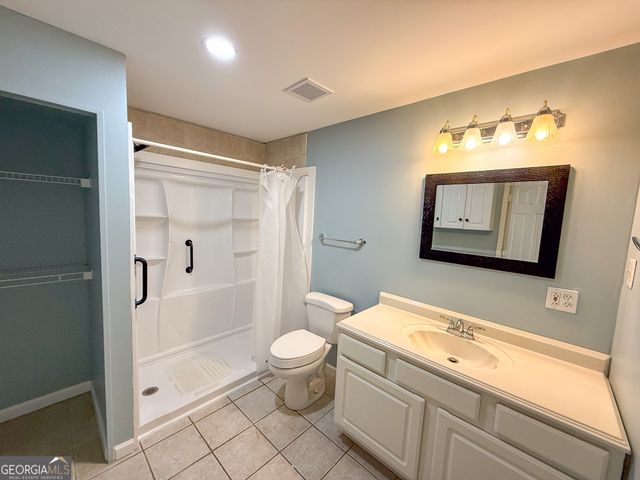 6015 Cedar Lake Trail, Loganville, GA 30052