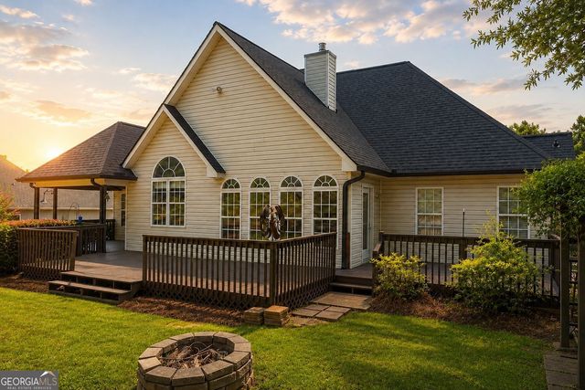 6015 Cedar Lake Trail, Loganville, GA 30052