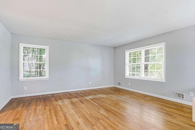 6489 Lynndale Lane, Morrow, GA 30260