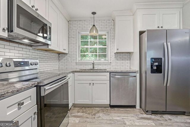 6489 Lynndale Lane, Morrow, GA 30260