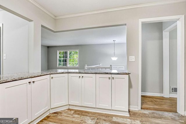 6489 Lynndale Lane, Morrow, GA 30260