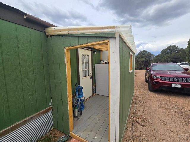 91 Comanche Dr, Walsenburg, CO 81089