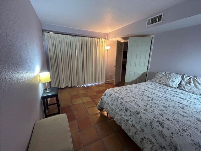 13034 Leader Street 965, Houston, TX 77072