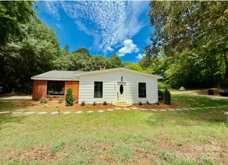 123 Riverside Drive, Mount Holly, NC 28120