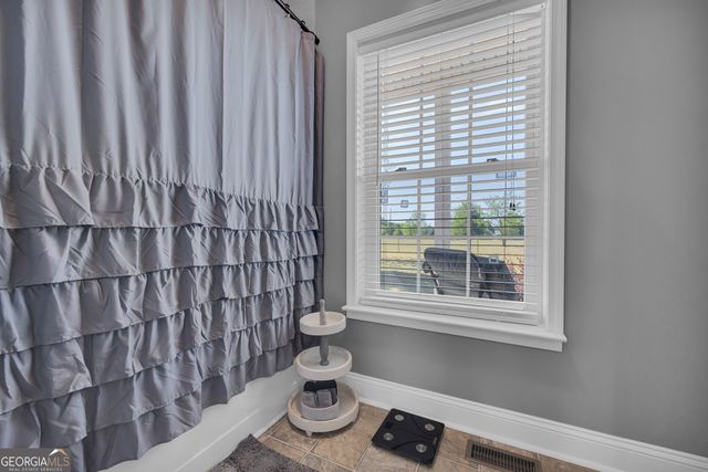 450 Memorial Road, Hartwell, GA 30643